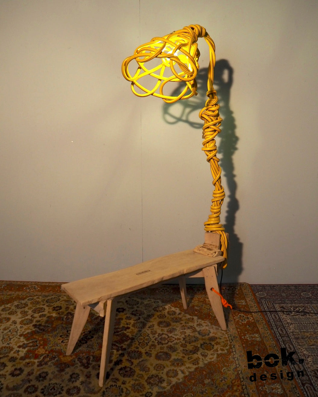 24.025 Parasite Clamp Lamp